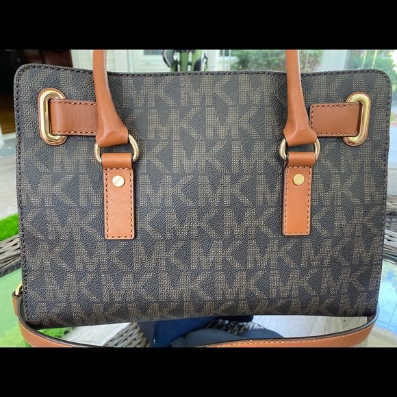 MK Hamilton - Picture 2 of 4